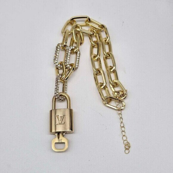 Authentic Louis Vuitton Lock & Key w/ Unbranded Gold Plated Gold Chain Necklace - Picture 11 of 11